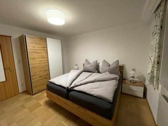 Ferienhaus Plattner Apartment เลียนซ์ ภายนอก รูปภาพ